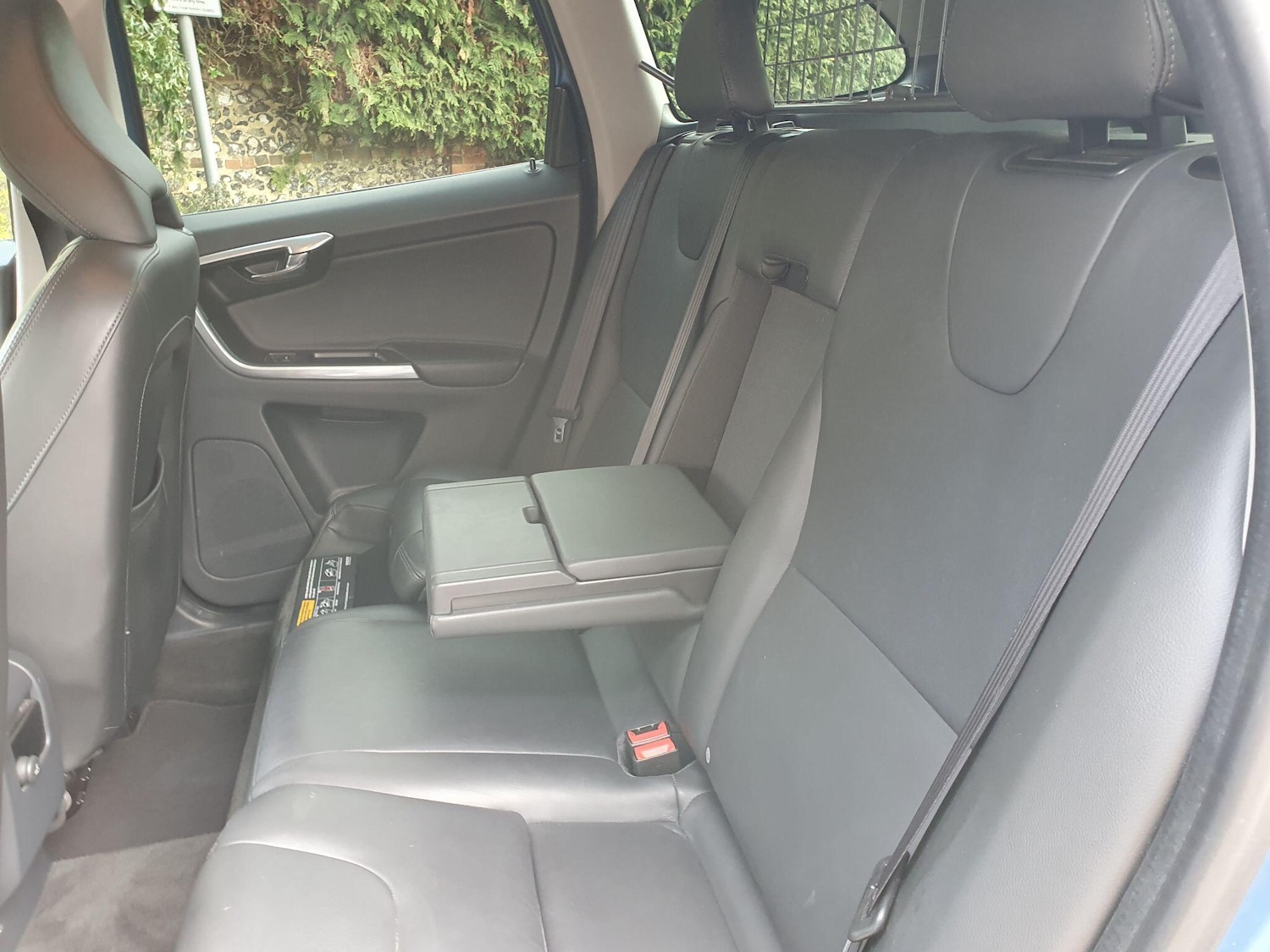 Used Volvo XC60 2017 for sale - 78047479: Photo 28