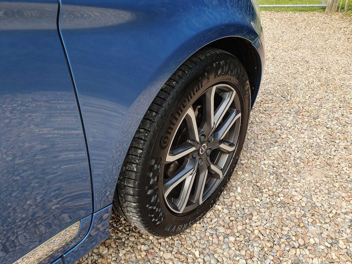 Used Volvo XC60 2017 for sale - 78047479: Photo 4