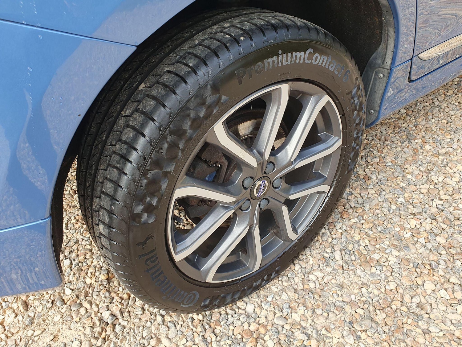 Used Volvo XC60 2017 for sale - 78047479: Photo 5