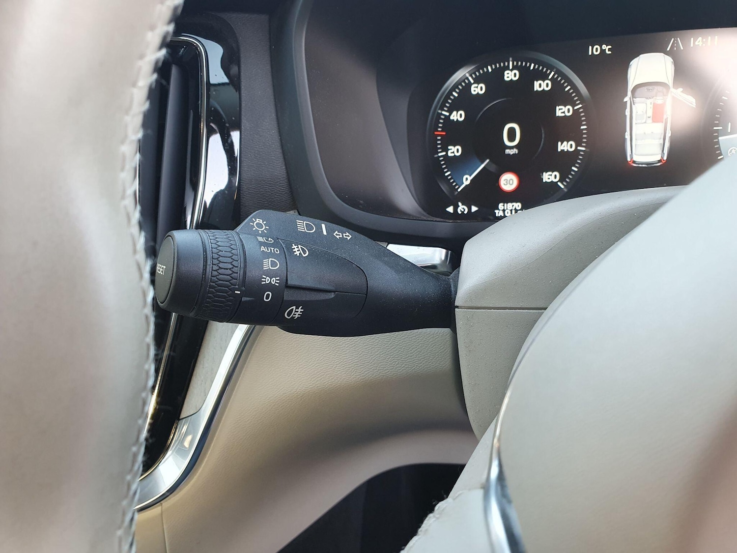 Used Volvo V60 2019 for sale - 77015796: Photo 10