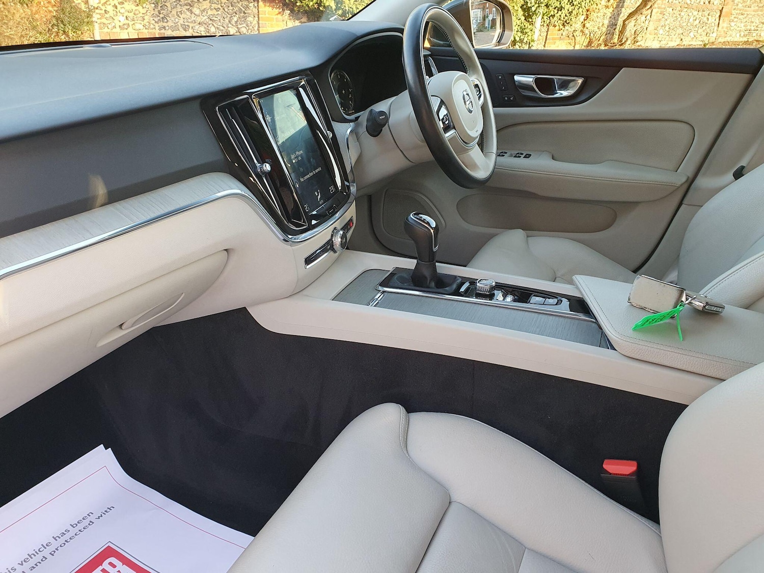 Used Volvo V60 2019 for sale - 77015796: Photo 15