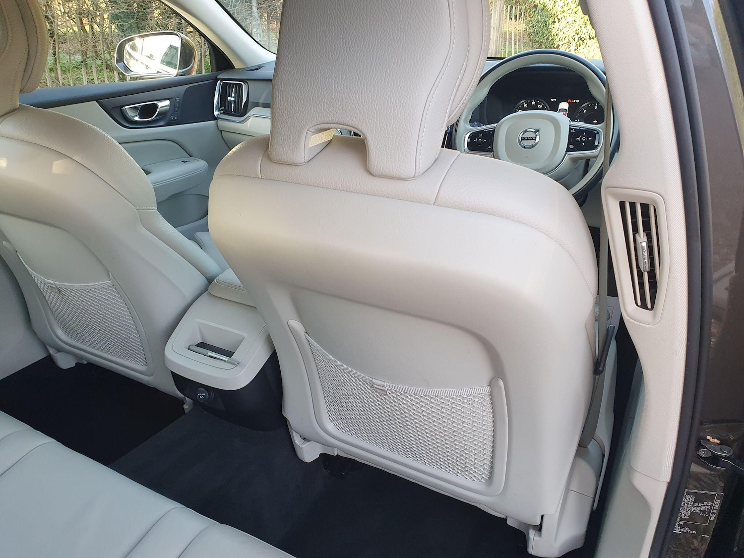 Used Volvo V60 2019 for sale - 77015796: Photo 17