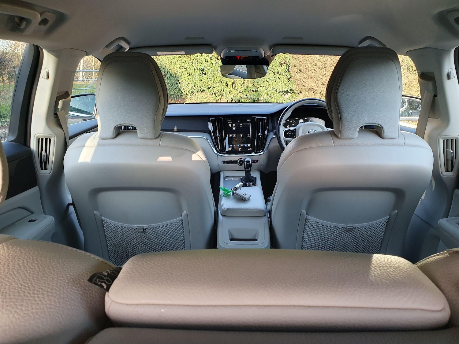 Used Volvo V60 2019 for sale - 77015796: Photo 23