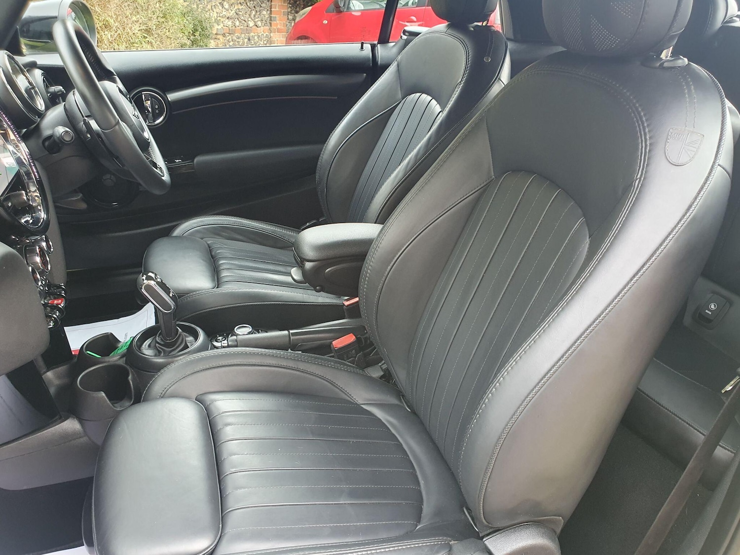 Used MINI Convertible 2022 for sale - 76645683: Photo 32