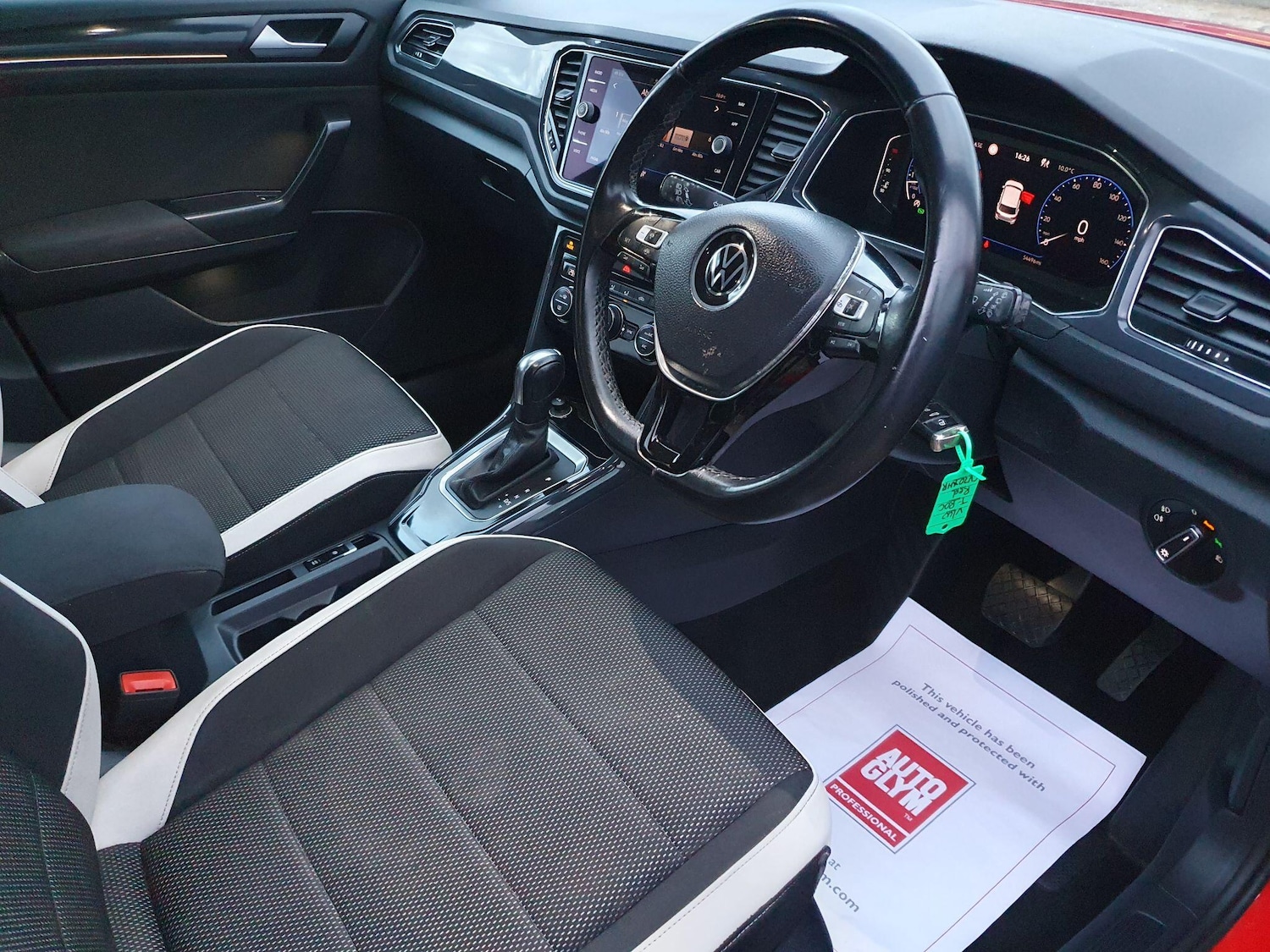 Used Volkswagen T-Roc for sale - 77278675: Photo 19