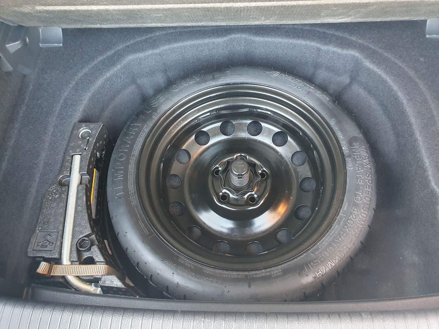 Used Volkswagen Golf 2017 for sale - 76644782: Photo 24