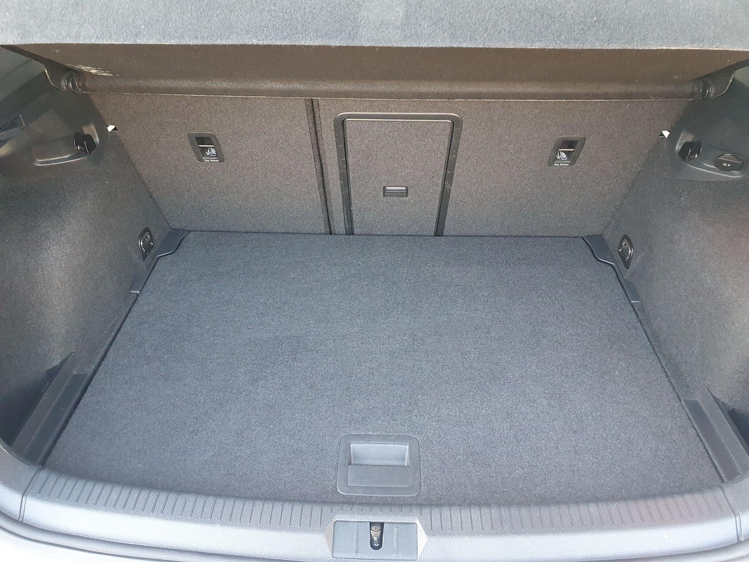 Used Volkswagen Golf 2017 for sale - 76644782: Photo 26