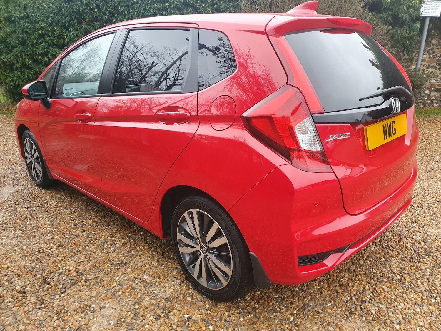 Used Honda Jazz 2019 for sale - 76989433: Photo 6