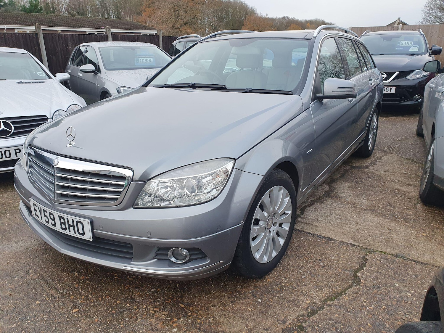 Used Mercedes-Benz C Class 2009 for sale - 76866195: Photo 1