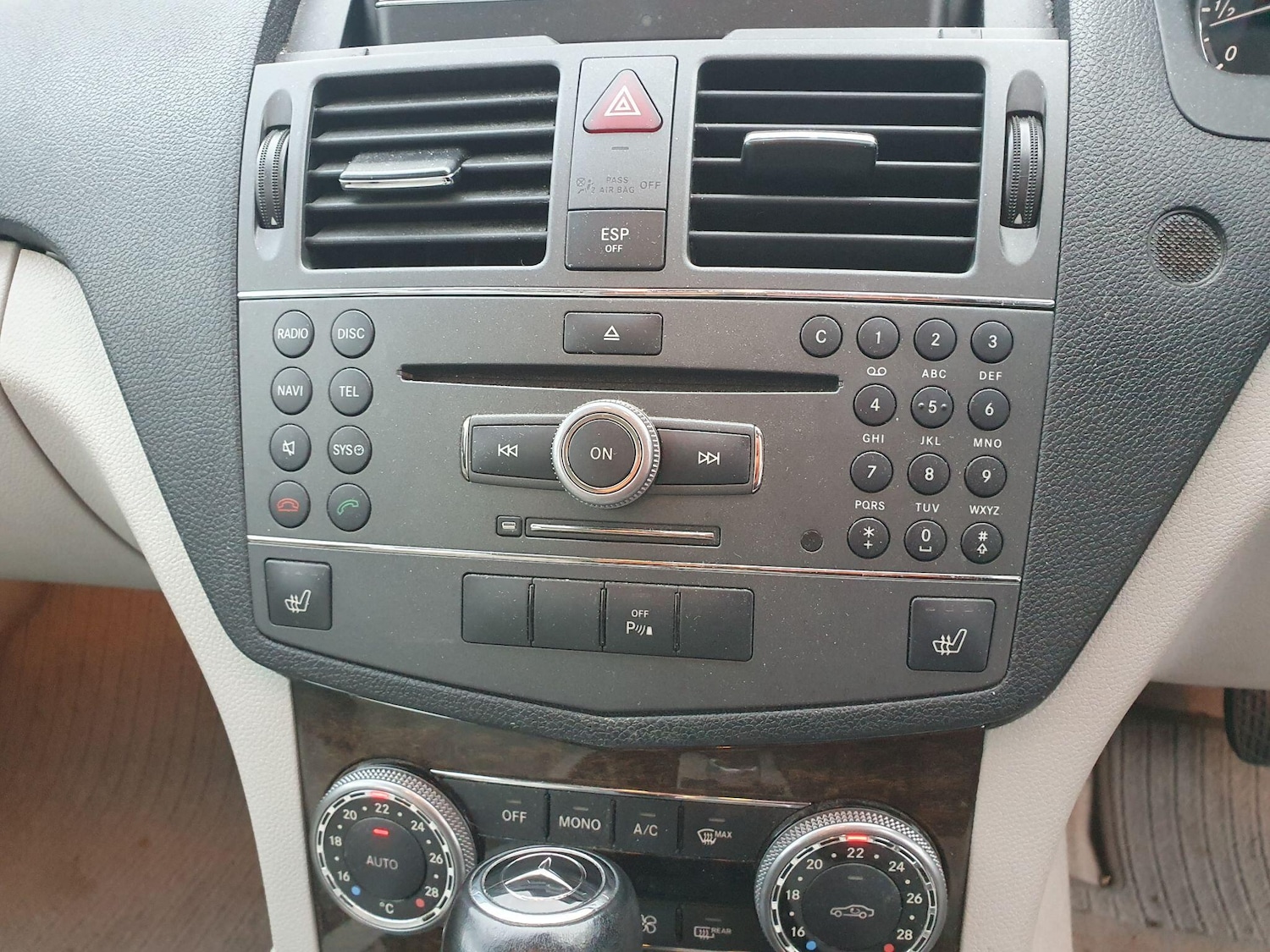 Used Mercedes-Benz C Class 2009 for sale - 76866195: Photo 9