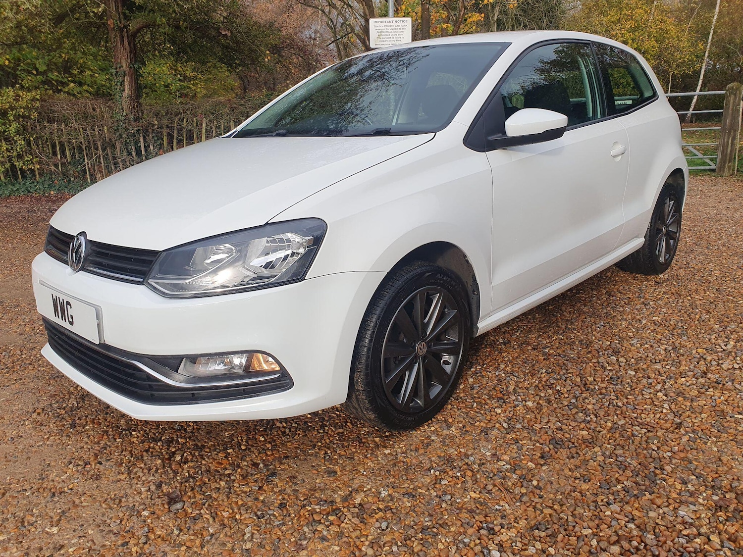 Used Volkswagen Polo 2014 for sale - 76645327: Photo 1