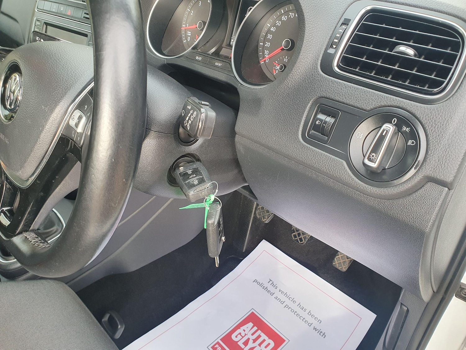 Used Volkswagen Polo 2014 for sale - 76645327: Photo 11