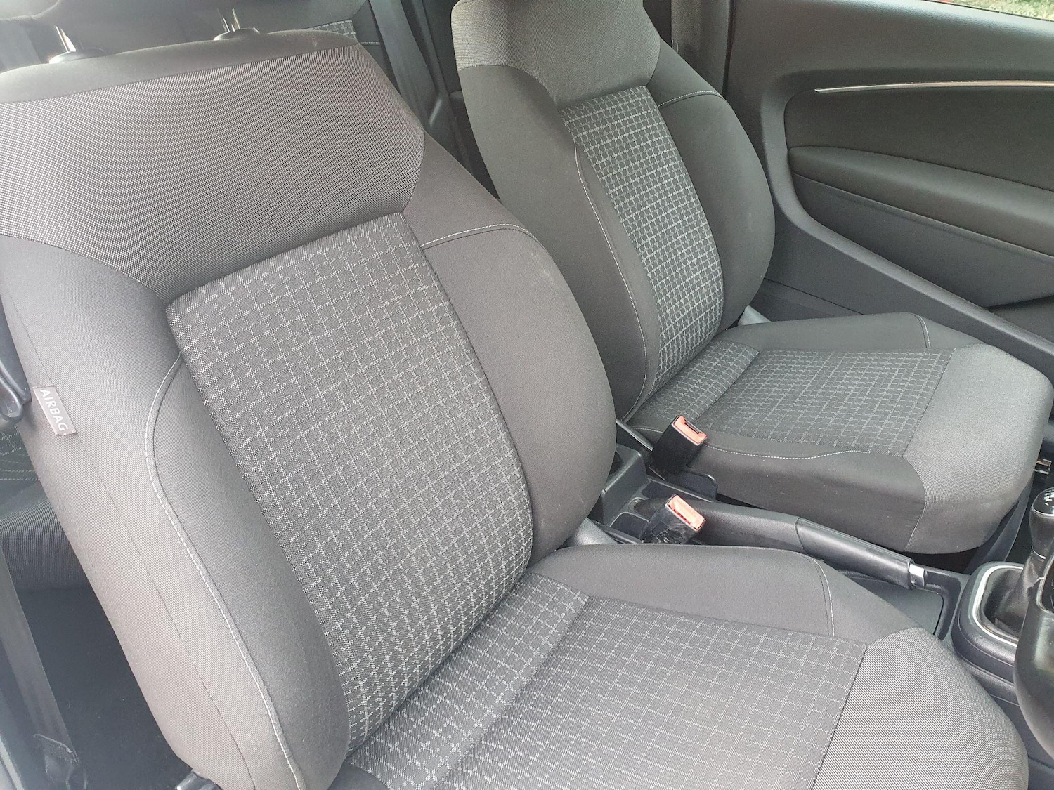 Used Volkswagen Polo 2014 for sale - 76645327: Photo 16