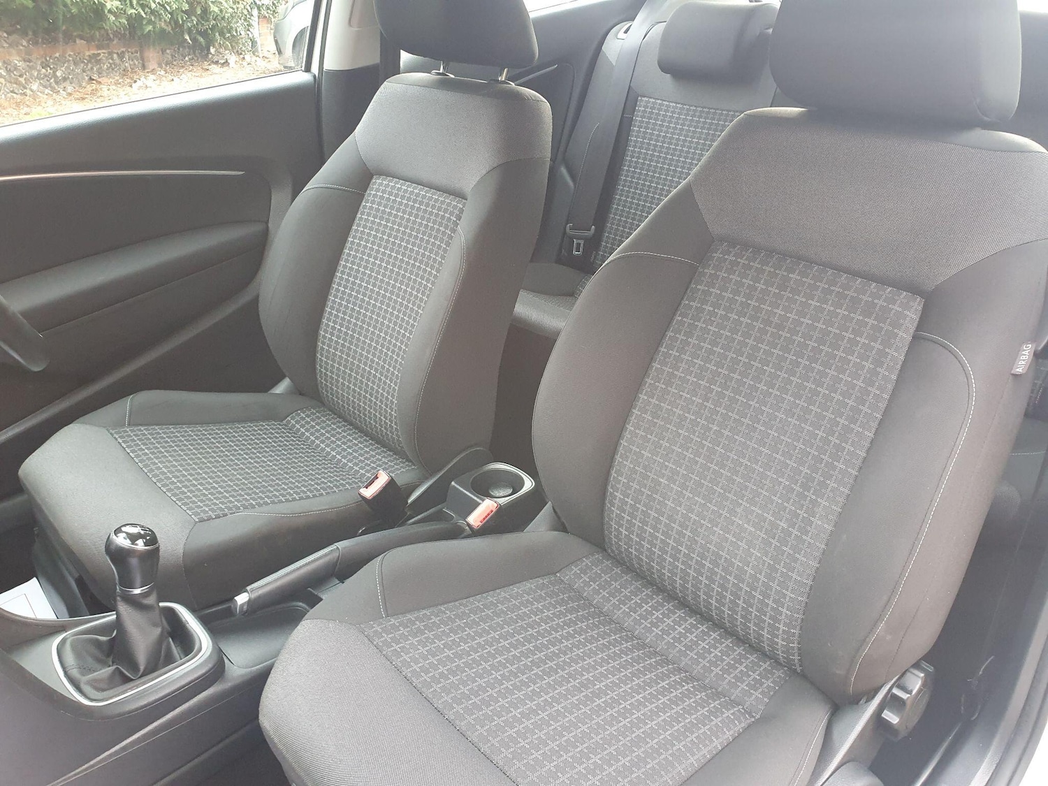 Used Volkswagen Polo 2014 for sale - 76645327: Photo 18