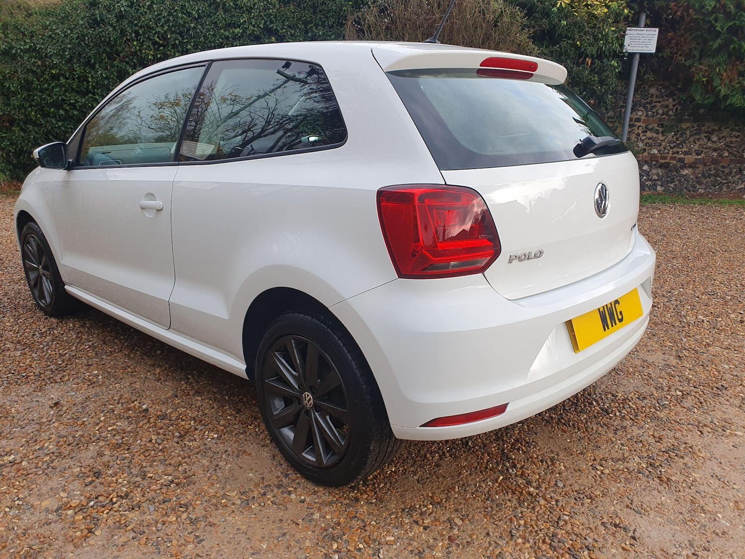 Used Volkswagen Polo 2014 for sale - 76645327: Photo 6