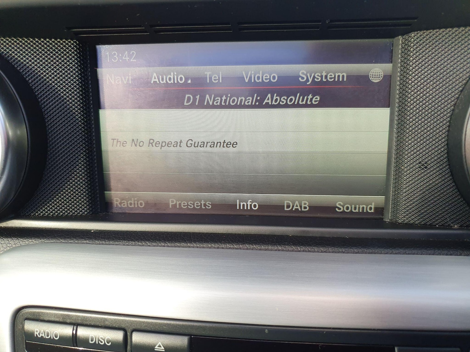 Used Mercedes-Benz SLK 2015 for sale - 76993229: Photo 13