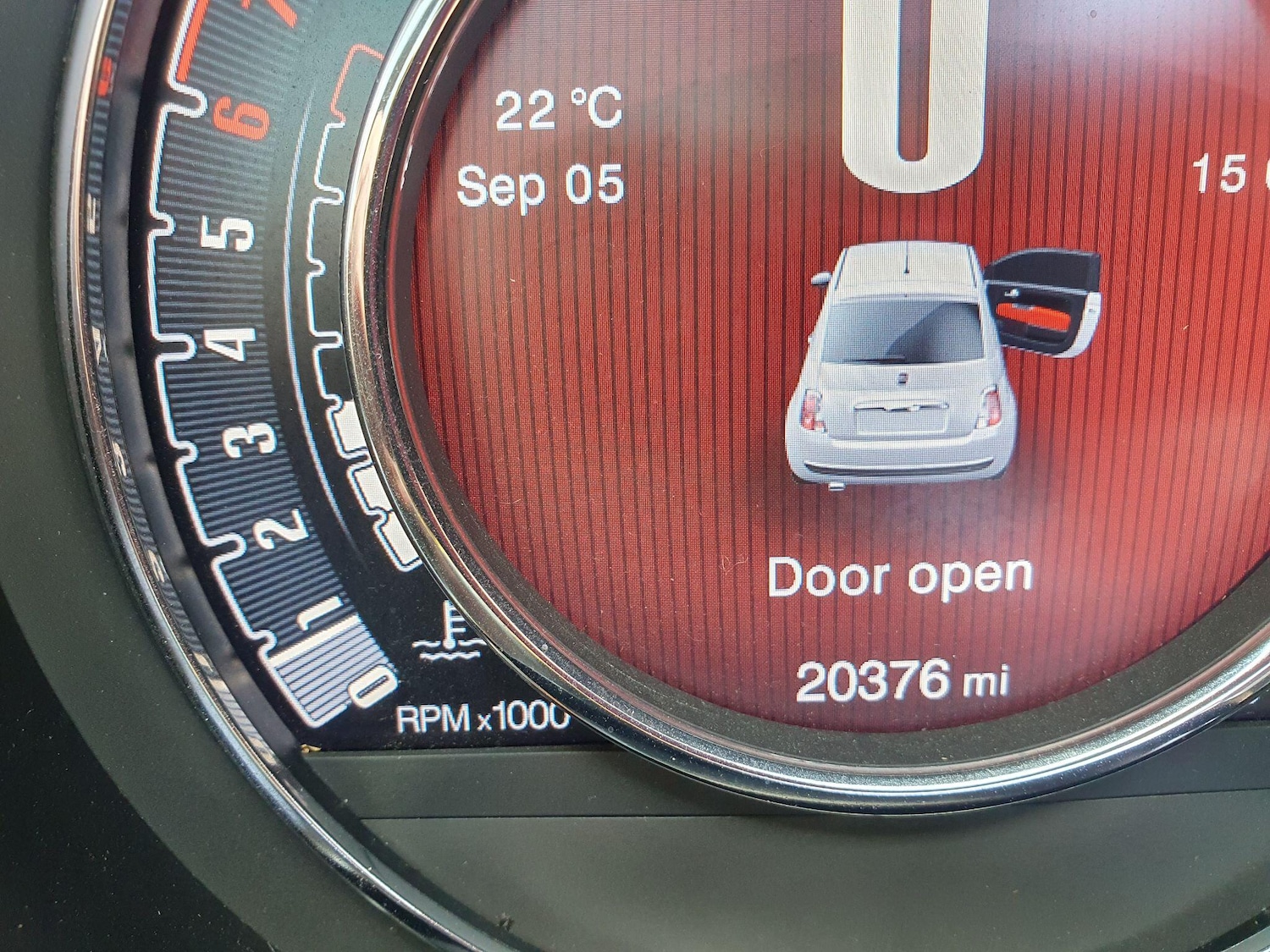 Used Fiat 500 2015 for sale - 76988450: Photo 9