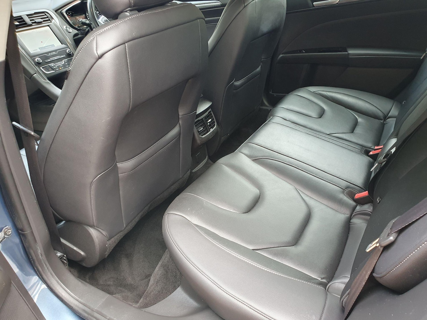 Used Ford Mondeo 2019 for sale - 76995254: Photo 32