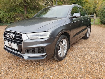 Used Audi Q3 2017 for sale - 76994344: Photo