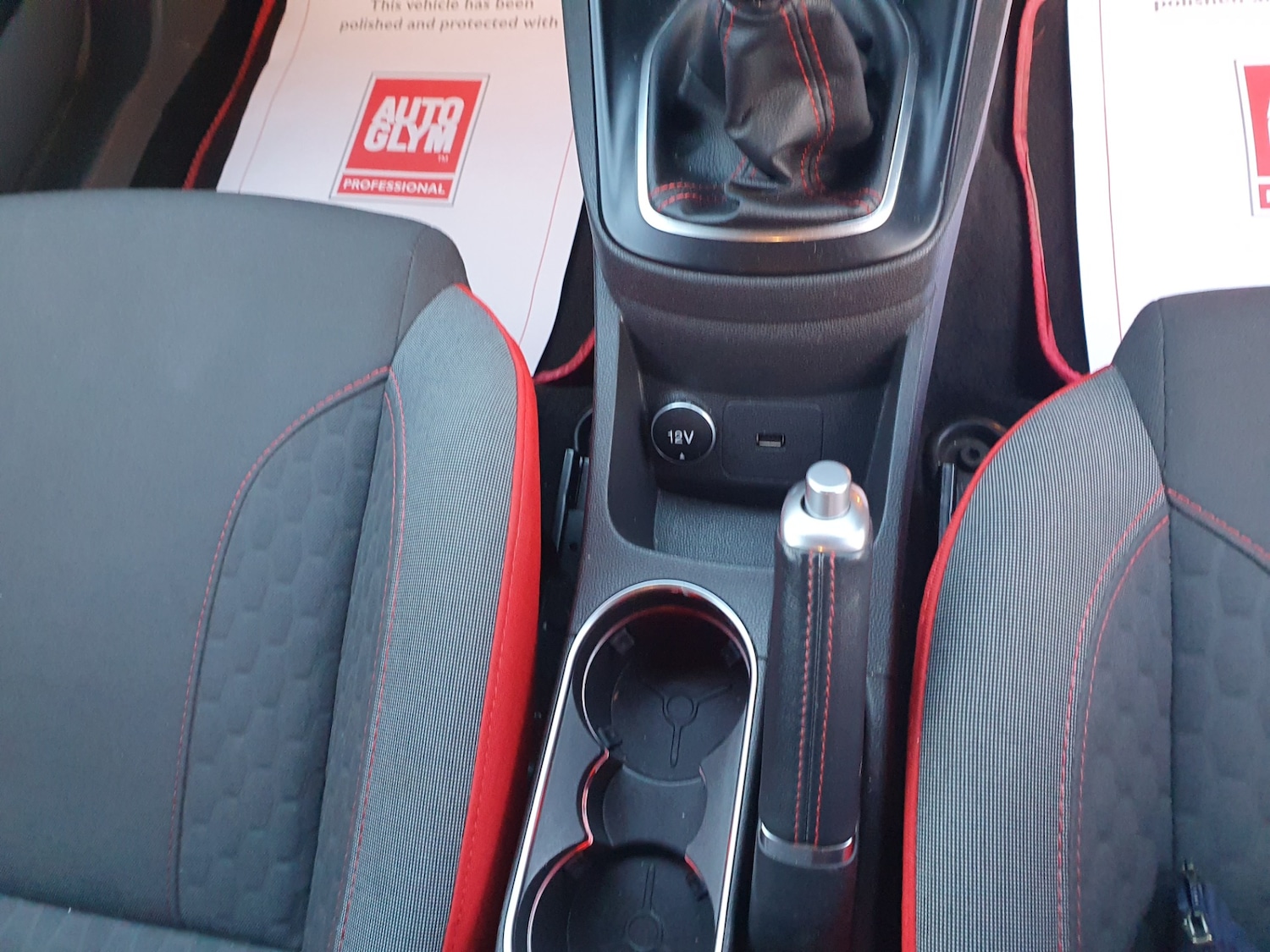 Used Ford Fiesta 2017 for sale - 76860011: Photo 14