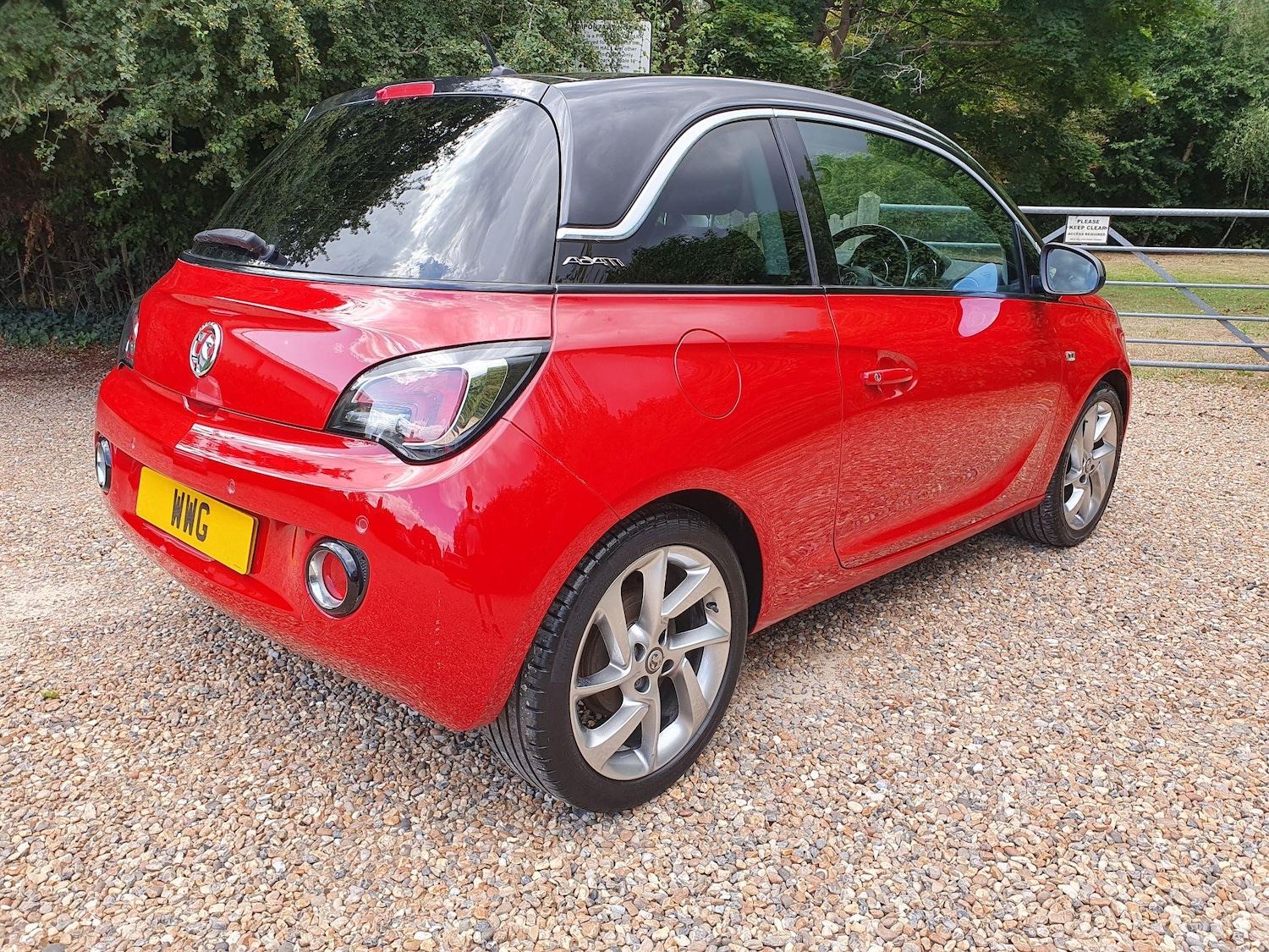 Used Vauxhall ADAM 2015 for sale - 76645059: Photo 4