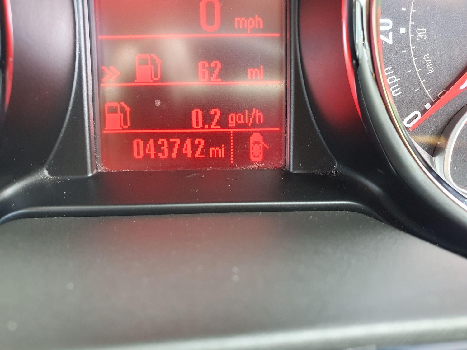 Used Vauxhall ADAM 2015 for sale - 76645059: Photo 9