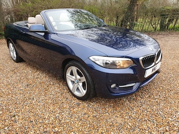 Used BMW 2 Series 2015 for sale - 77893136: Photo
