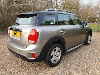 Used MINI Countryman 2018 for sale - 76646105: Photo