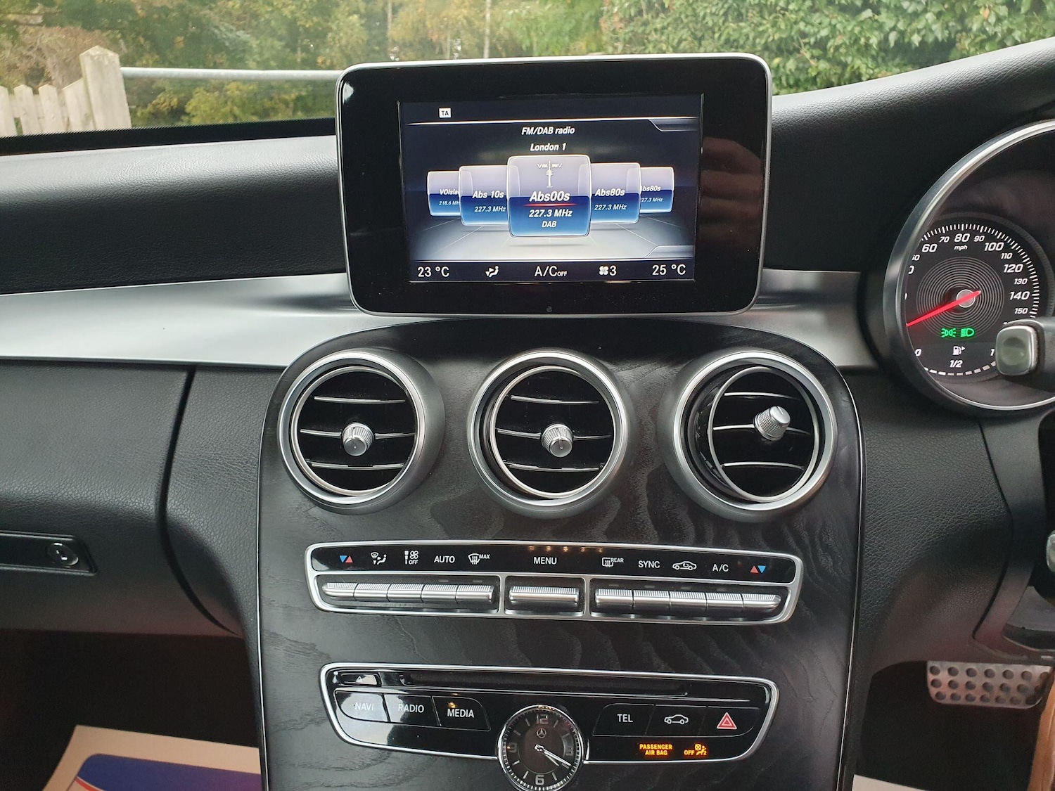 Used Mercedes-Benz C Class 2016 for sale - 76645505: Photo 11