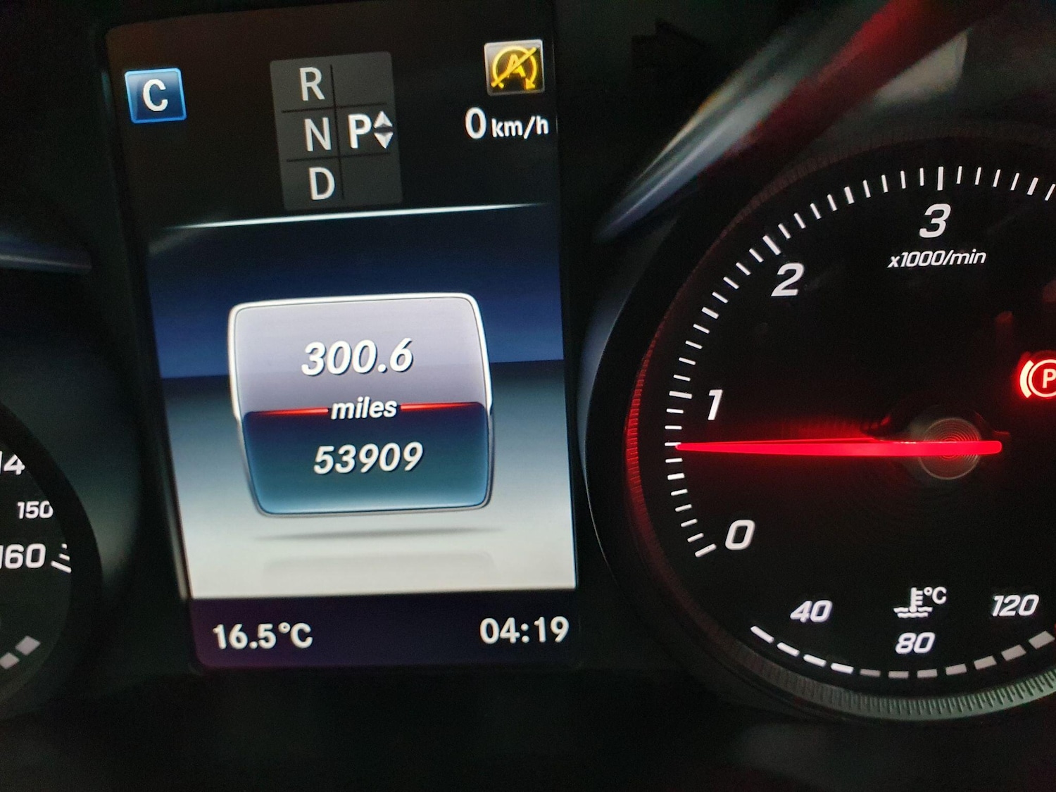 Used Mercedes-Benz C Class 2016 for sale - 76645505: Photo 8