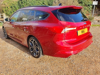 Used Ford Focus 2020 for sale - 76850521: Photo