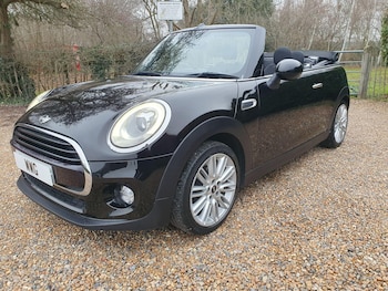 Used MINI Convertible 2018 for sale - 77066322: Photo
