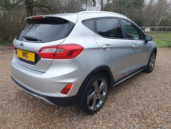 Used Ford Fiesta 2018 for sale - 77097707: Photo