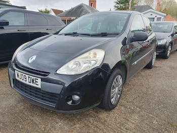 Used Renault Clio 2009 for sale - 76644994: Photo