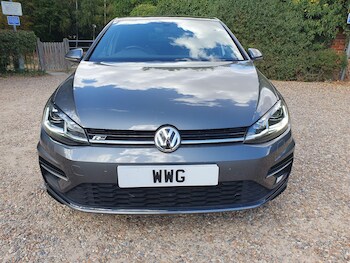 Used Volkswagen Golf 2018 for sale - 79609598: Photo