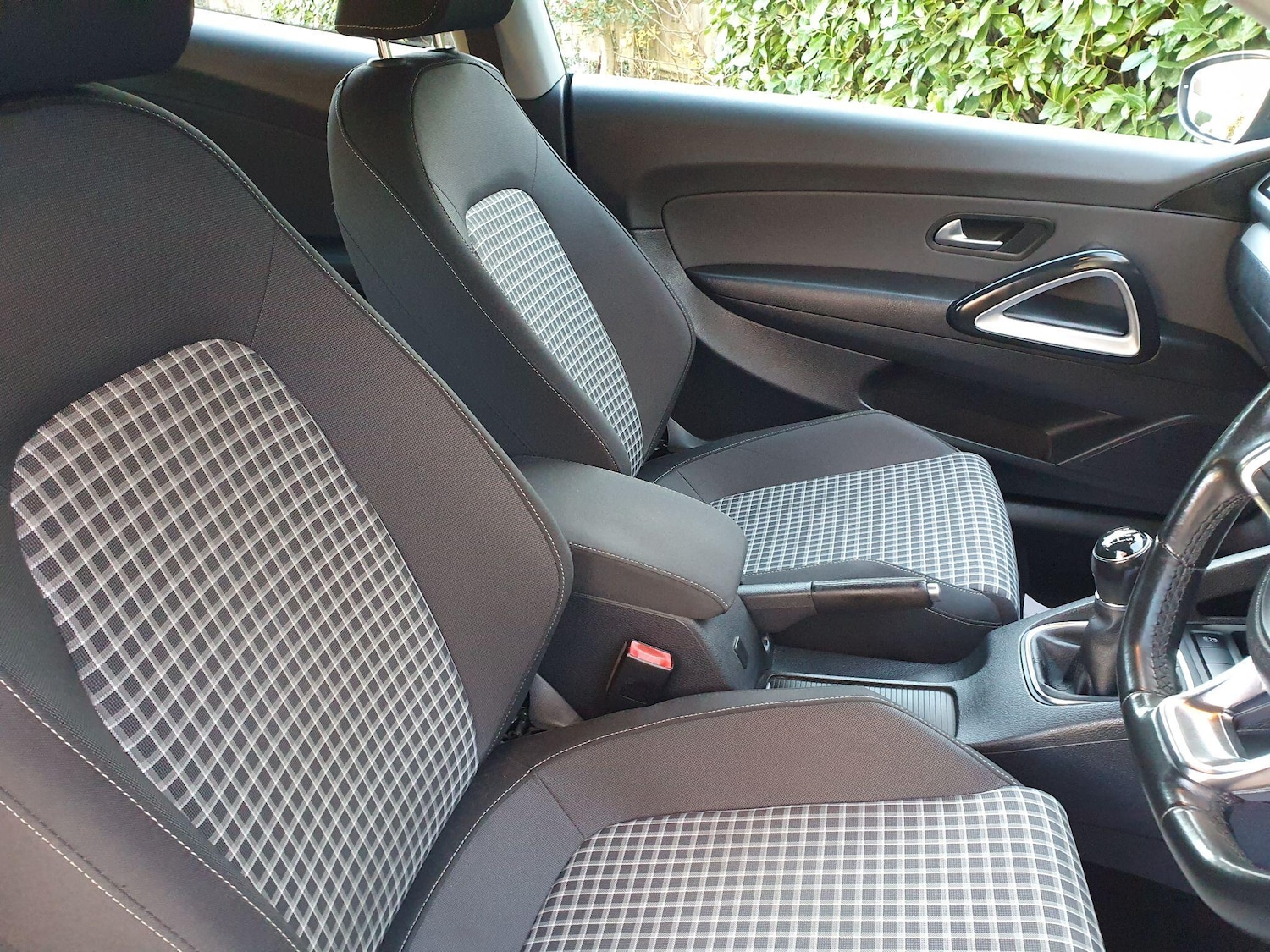 Used Volkswagen Scirocco 2016 for sale - 77097997: Photo 17