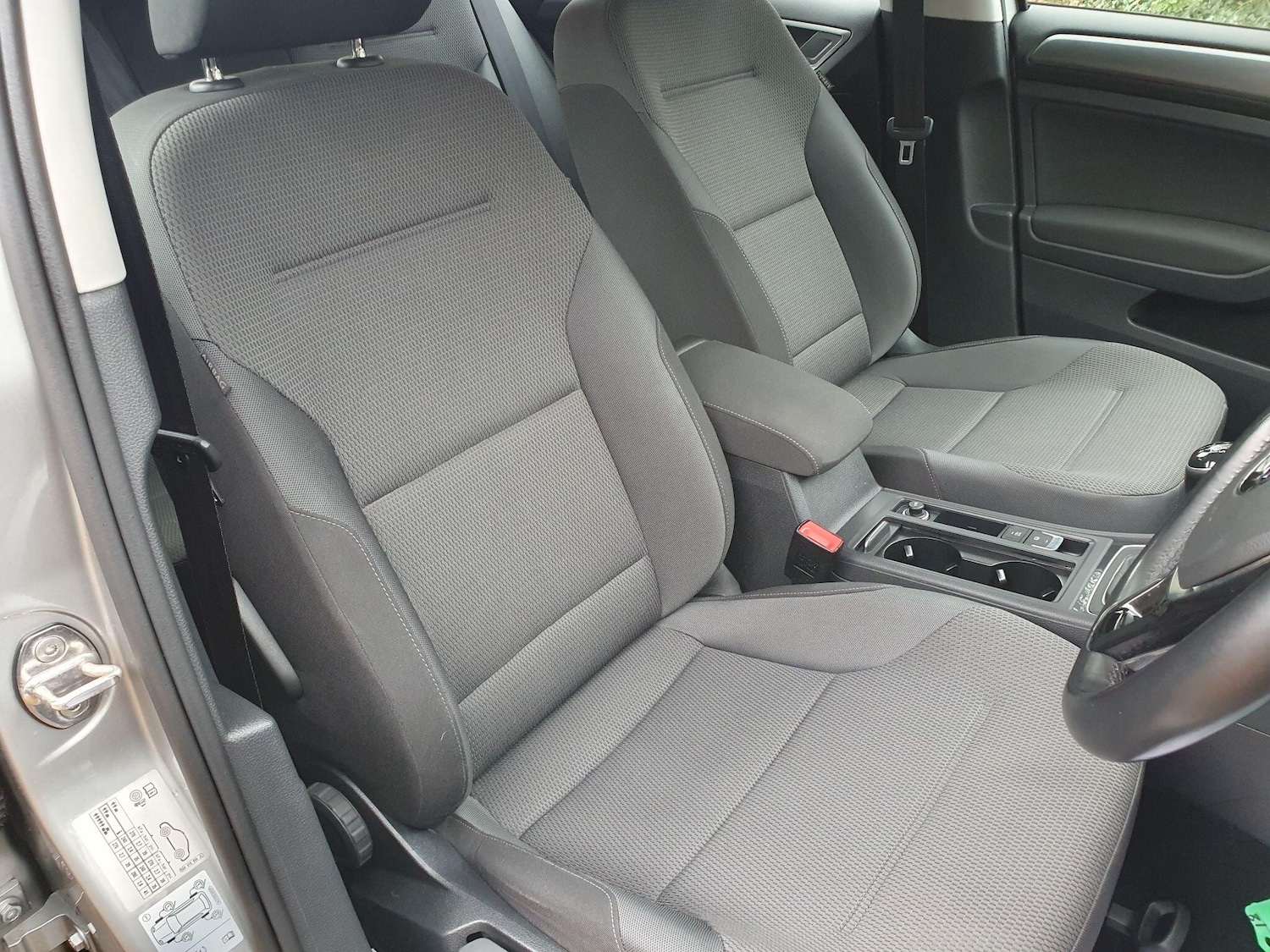 Used Volkswagen Golf 2018 for sale - 76690032: Photo 22