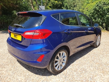 Used Ford Fiesta 2017 for sale - 79116939: Photo