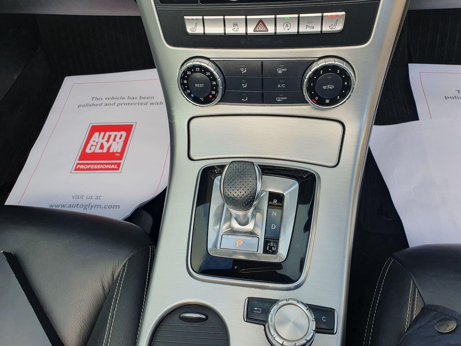 Used Mercedes-Benz SLK 2015 for sale - 76645438: Photo 15