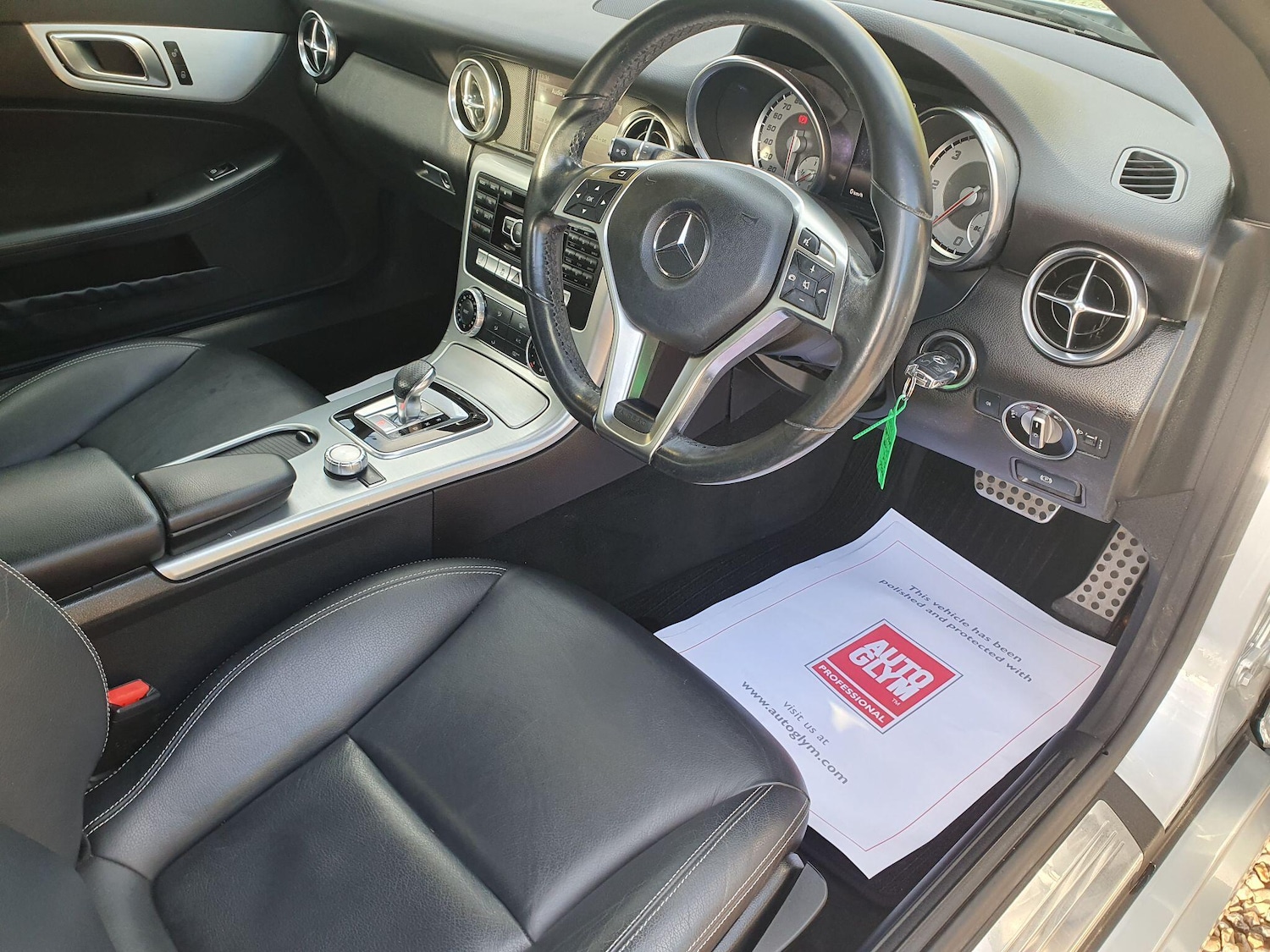 Used Mercedes-Benz SLK 2015 for sale - 76645438: Photo 22