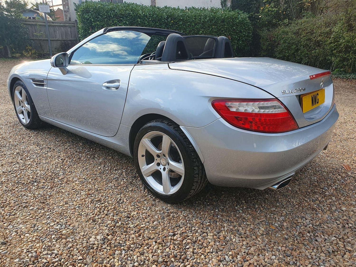 Used Mercedes-Benz SLK 2015 for sale - 76645438: Photo 9