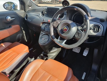 Used Abarth 595 2017 for sale - 78601700: Photo