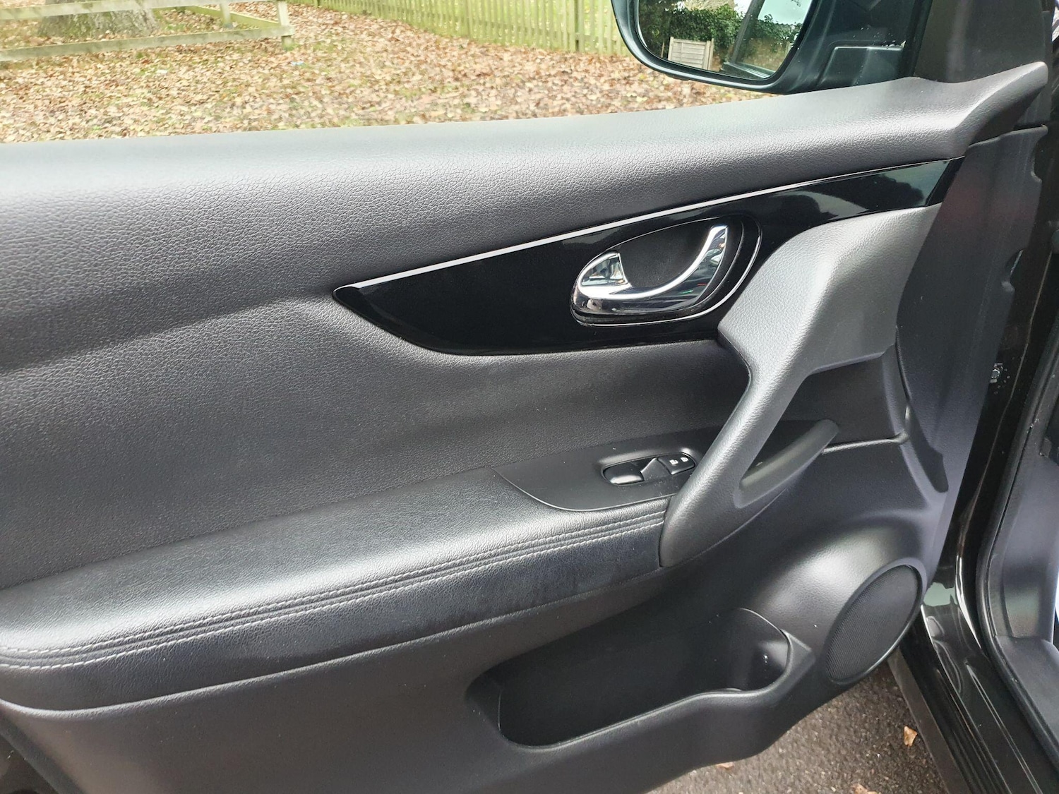 Used Nissan Qashqai 2017 for sale - 76992235: Photo 31