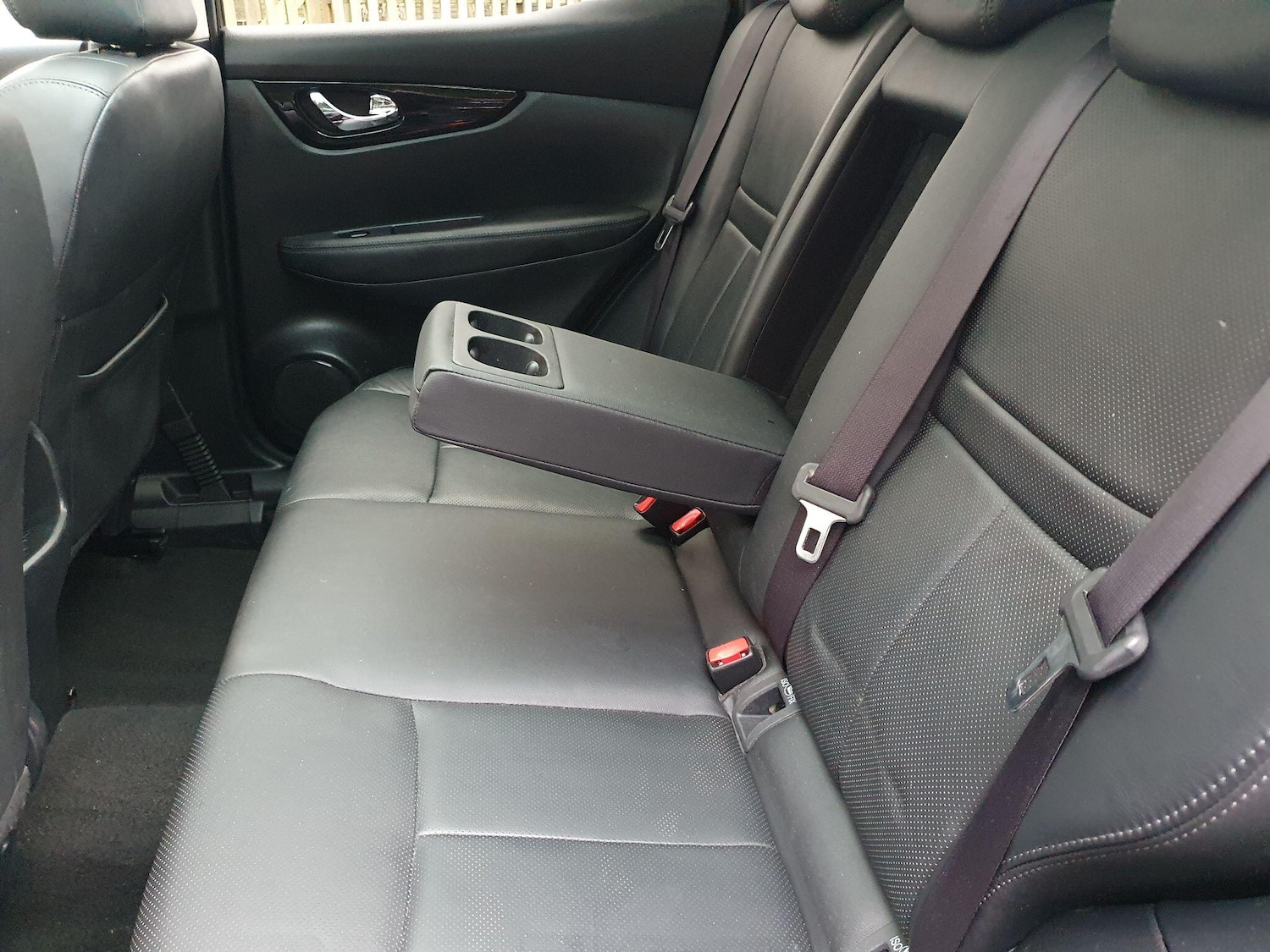 Used Nissan Qashqai 2017 for sale - 76992235: Photo 37