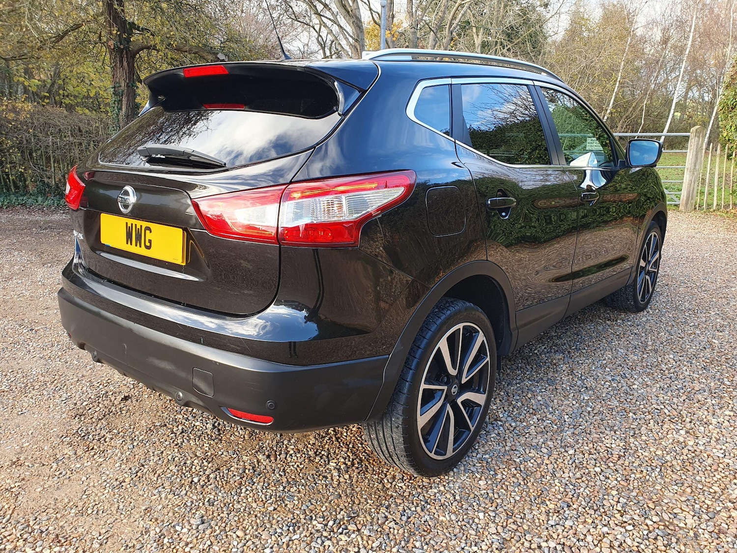 Used Nissan Qashqai 2017 for sale - 76992235: Photo 4