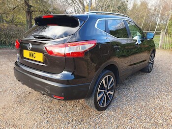 Used Nissan Qashqai 2017 for sale - 76992235: Photo