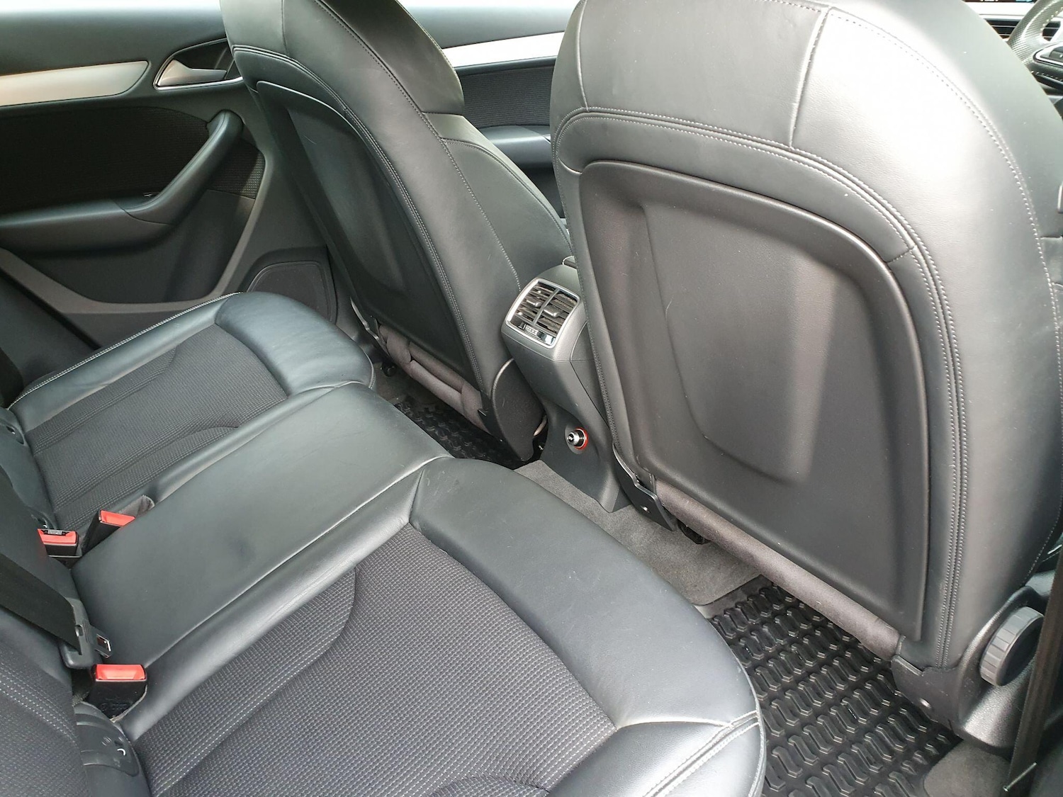 Used Audi Q3 2017 for sale - 76645528: Photo 25