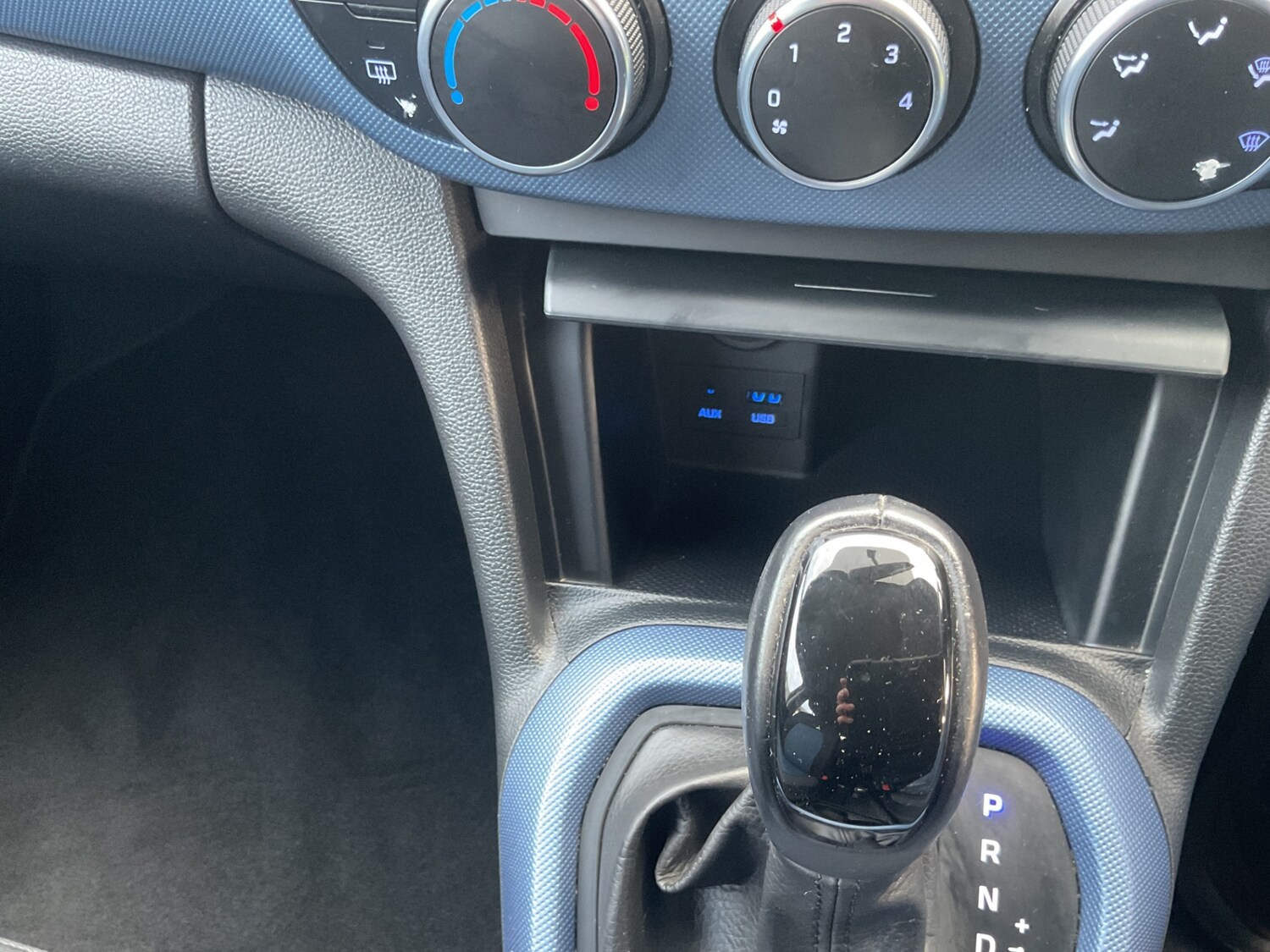 Used Hyundai i10 2015 for sale - 77521815: Photo 22