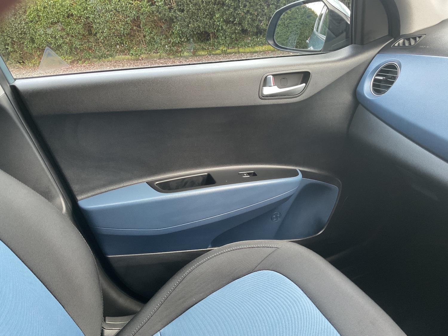 Used Hyundai i10 2015 for sale - 77521815: Photo 23