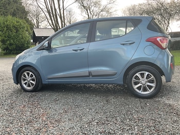 Used Hyundai i10 2015 for sale - 77521815: Photo